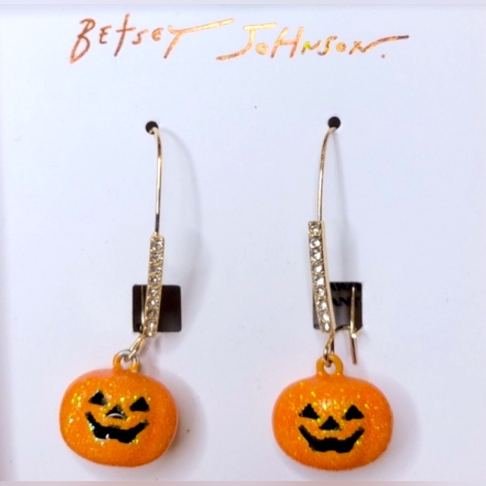 Betsey Johnson Jack O’Lantern ~ Pumpkin On Shepherds Hook Style Earrings NWT